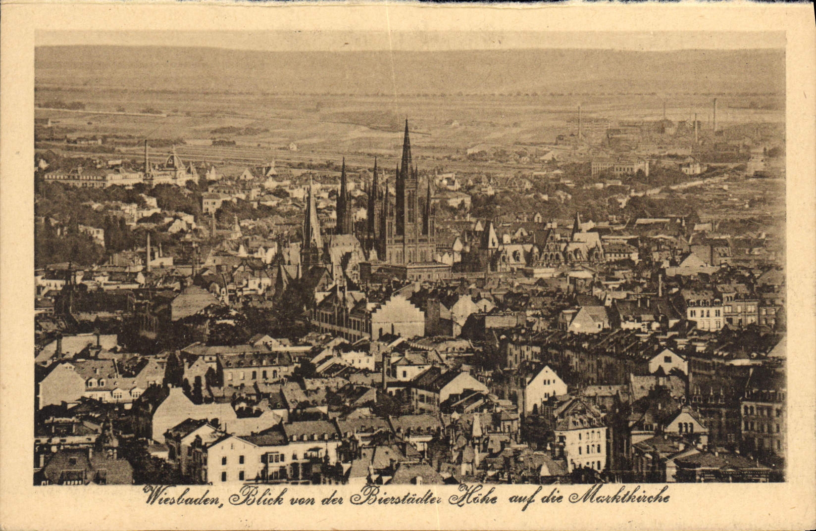 VINTAGE POSTCARD Wiesbaden Blick von of Biestadter Hohe aud die Marktkirche