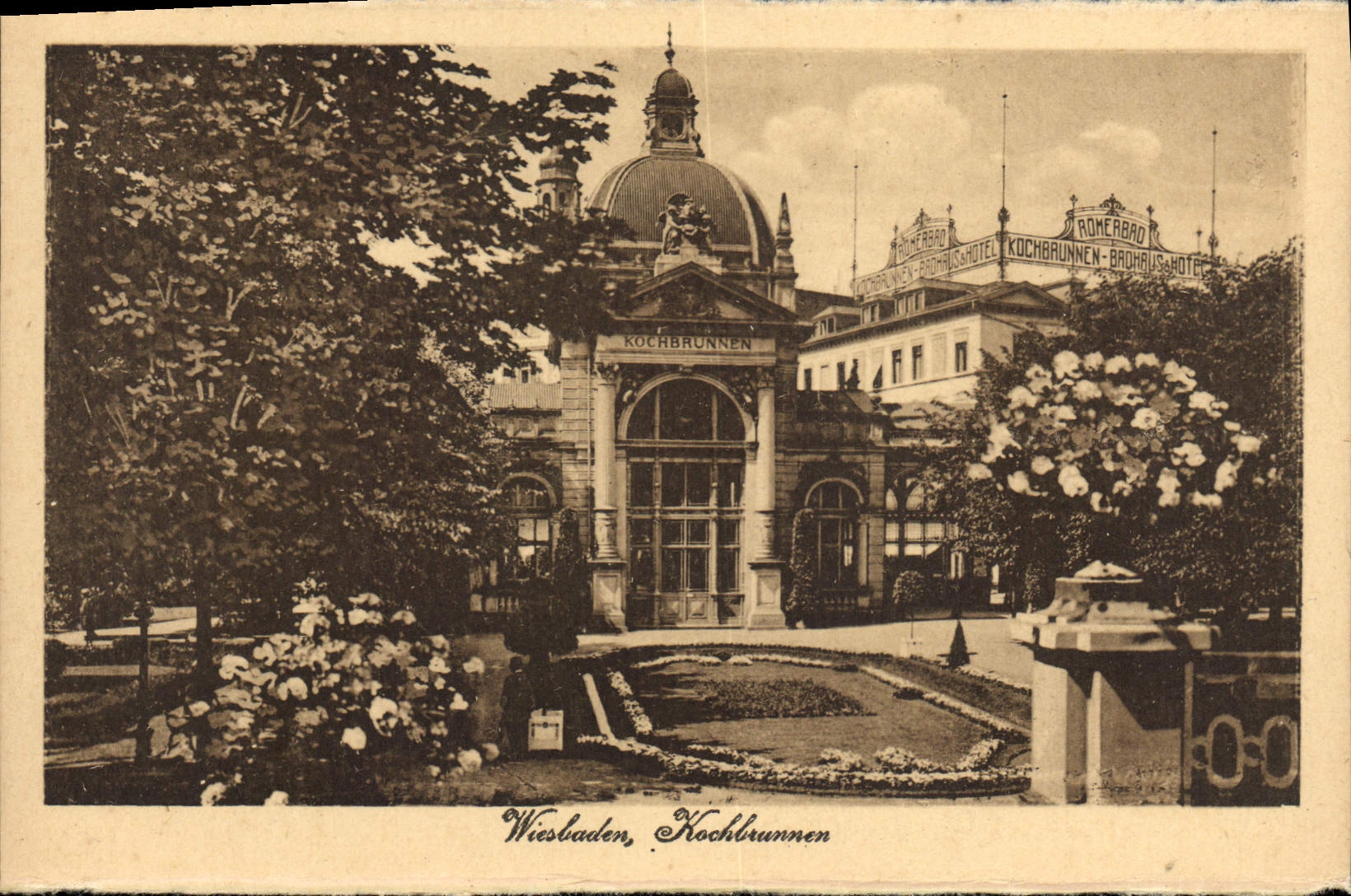 VINTAGE POSTCARD Wiesbaden Kochbrunnen