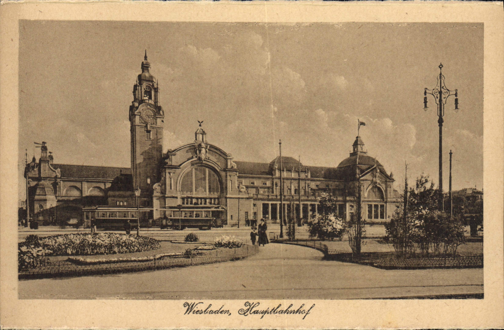 VINTAGE POSTCARD Wiesbaden Hauptlaherhof