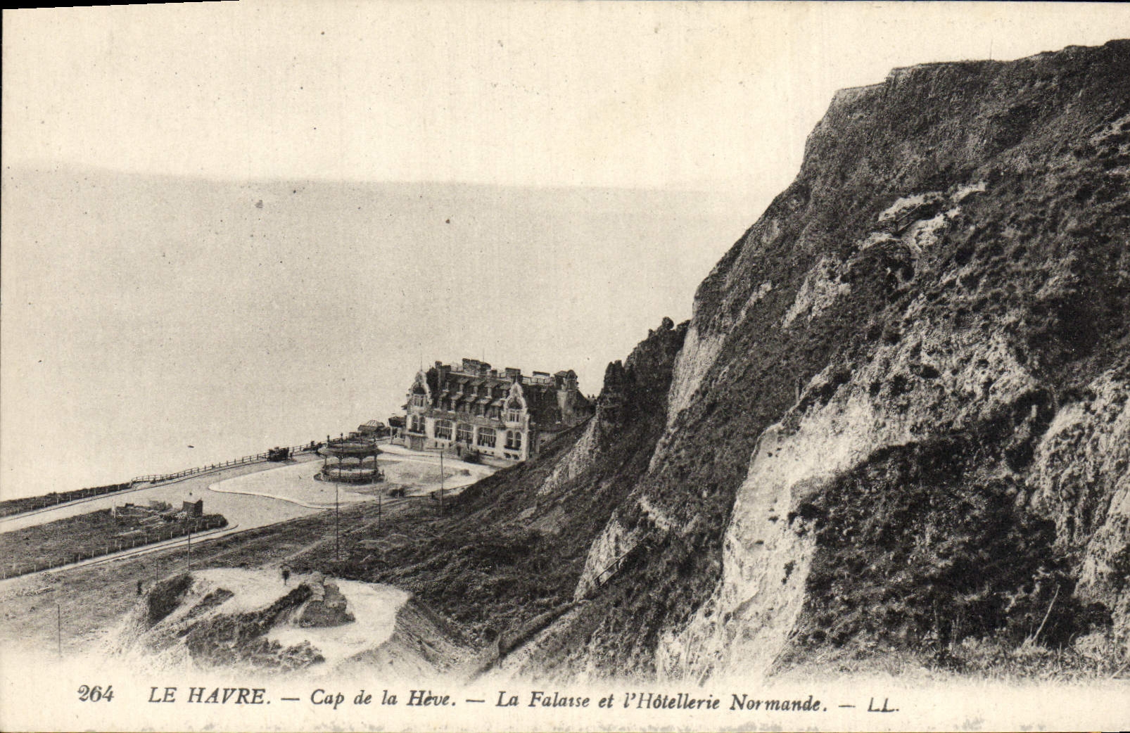 VINTAGE POSTCARD Cape Le Havre of Heve the Cliff and Hotel trade Norman