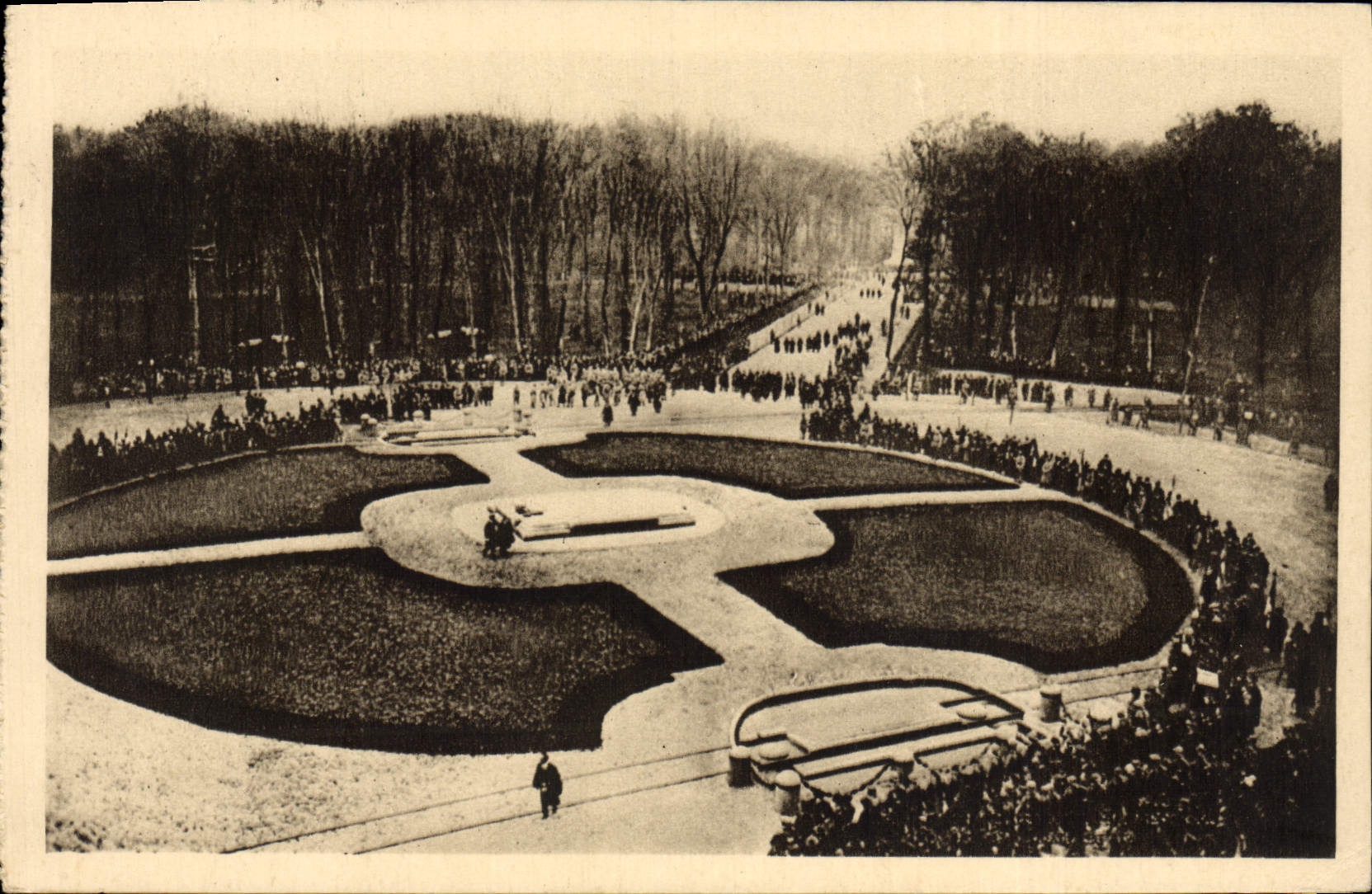 CPA Foret de Compiegne Clairiere de l'Armistice Vue Generale Militaria
