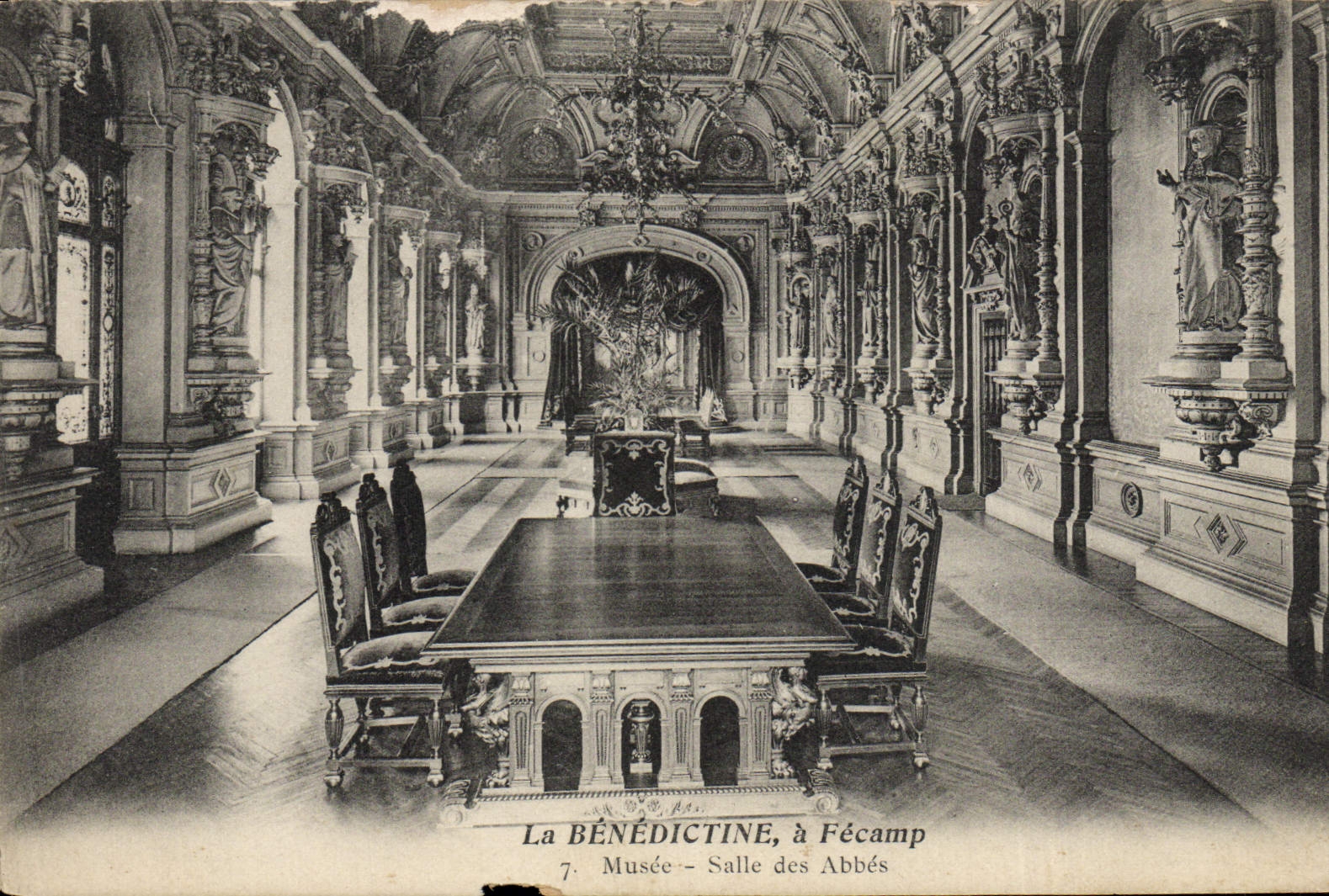 VINTAGE POSTCARD Benedictine has Facamp