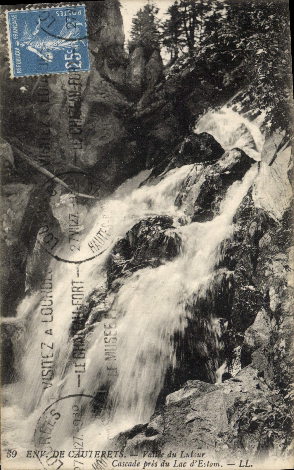 CPA Environs De Cauterets Vallee du Lutour Cascade pres du lac d'Estom