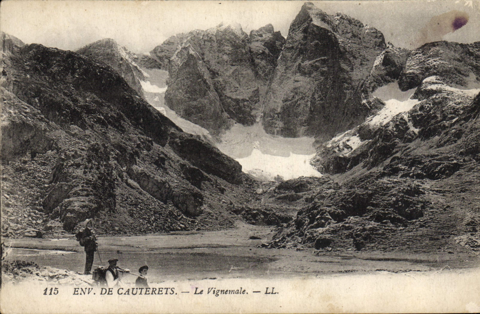 CPA Environs De Cauterets Le Vignemale