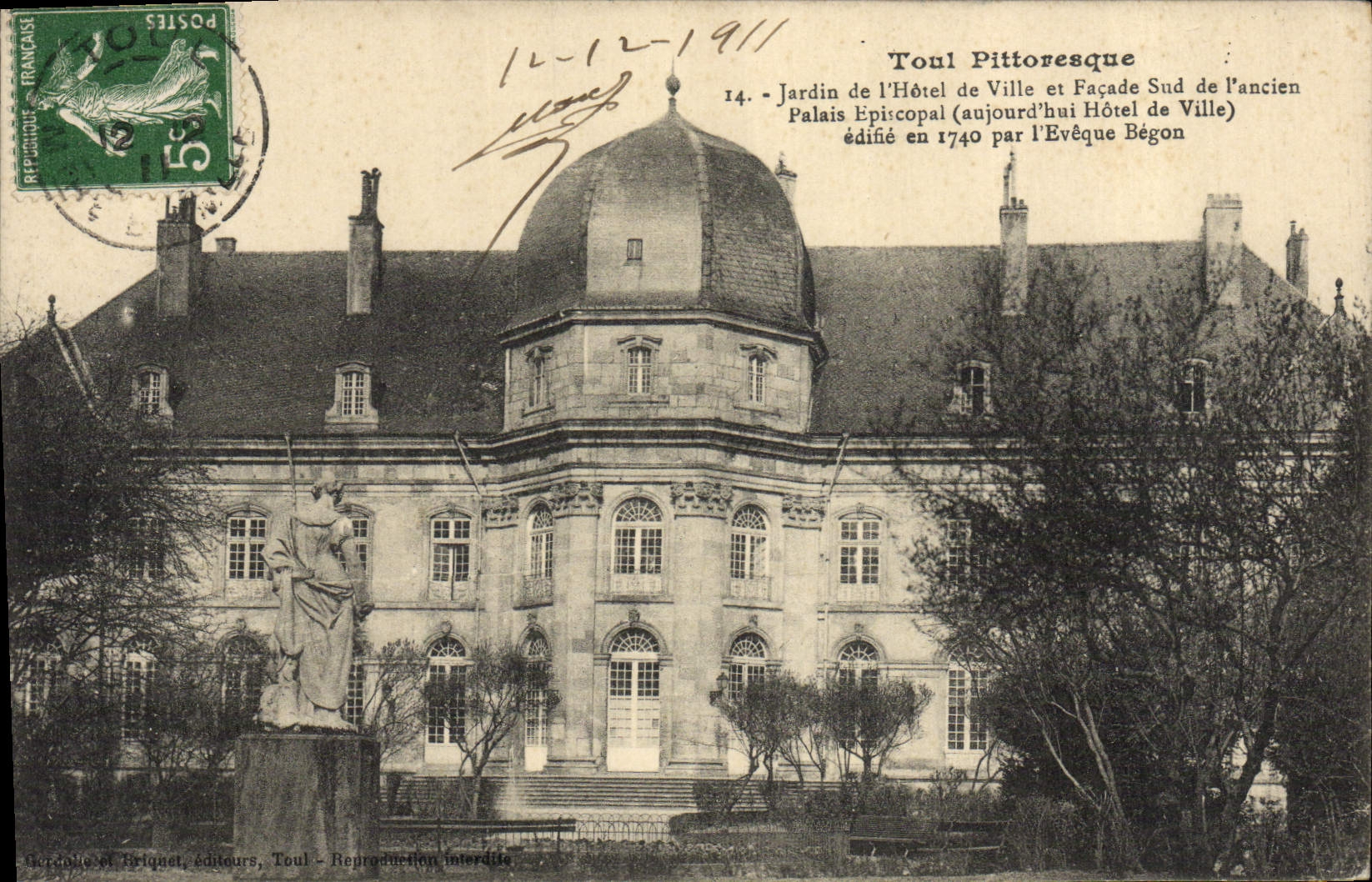 VINTAGE POSTCARD Picturesque Toul Garden of Town hall and Southern Frontage of the Old Palate