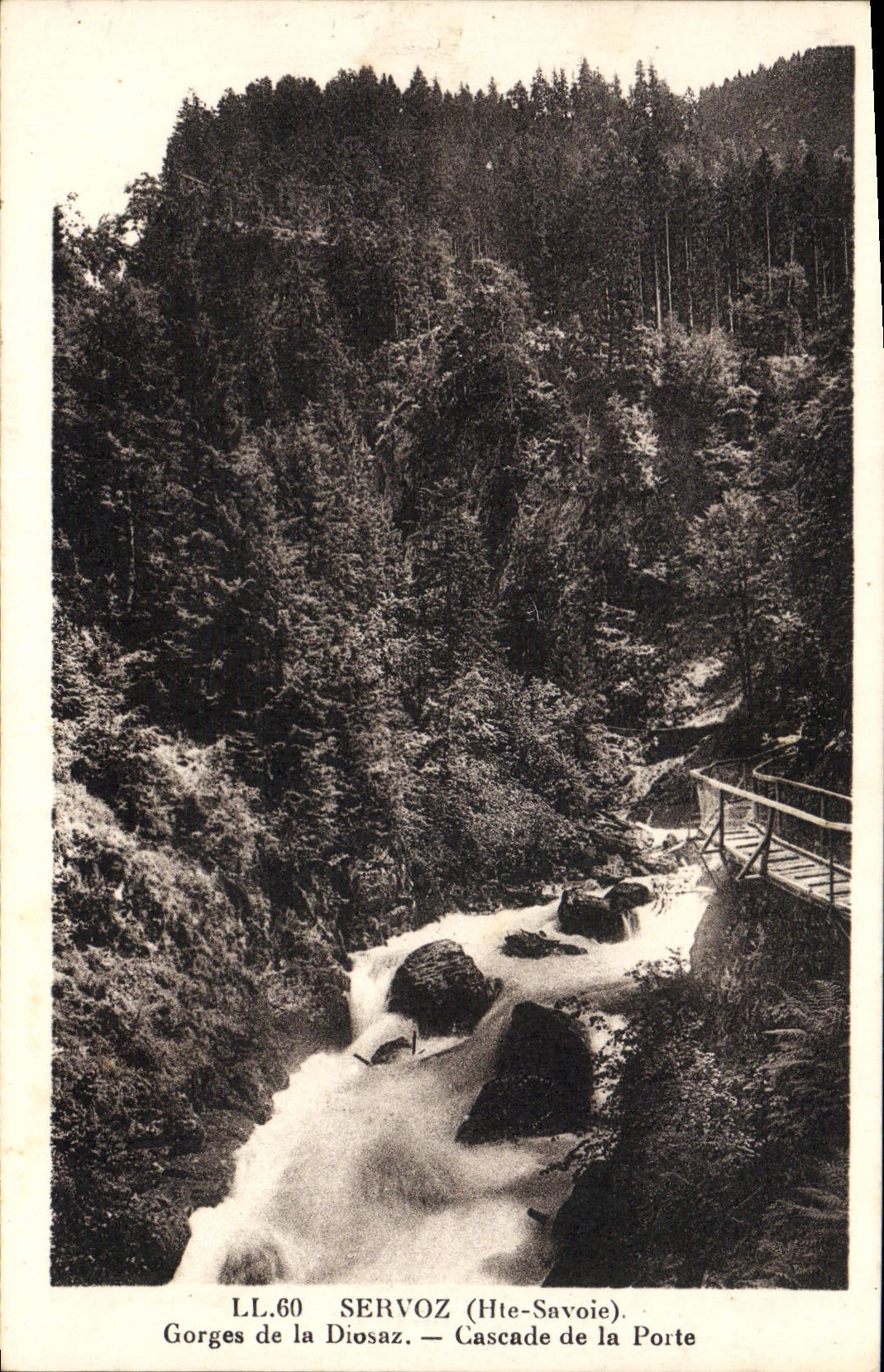VINTAGE POSTCARD Servoz Gorges of Diosaz Cascades of the Gate