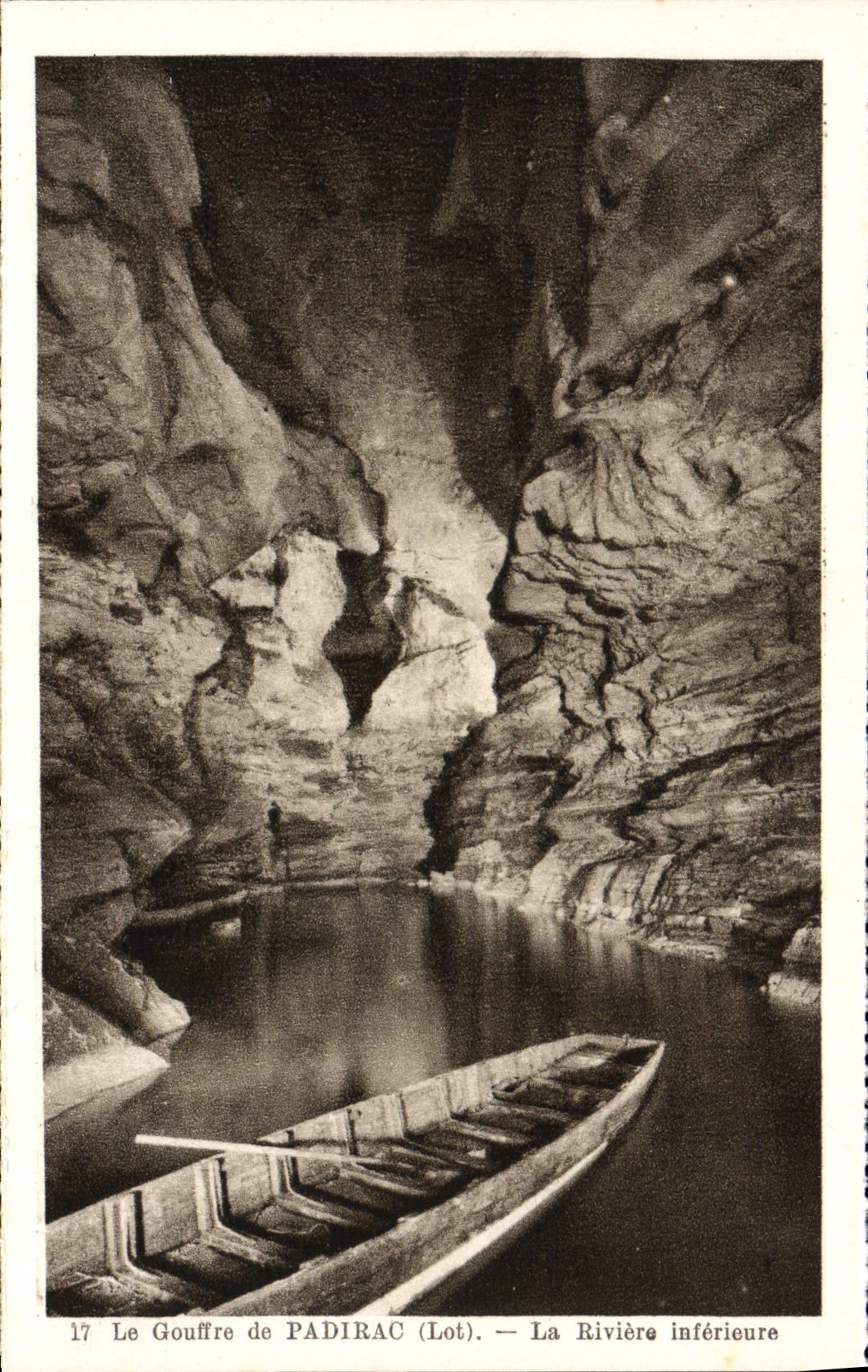 CPA Le Gouffre de Padirac La Riviere Inferieure