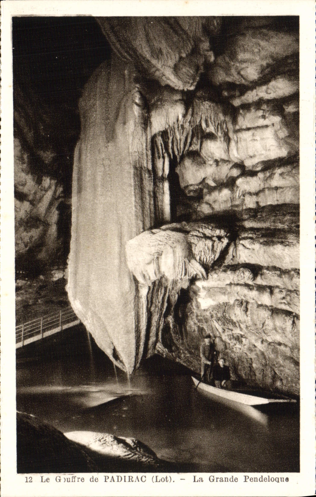 POSTAL de la VENDIMIA el hoyo de Padirac Pendeloque grande