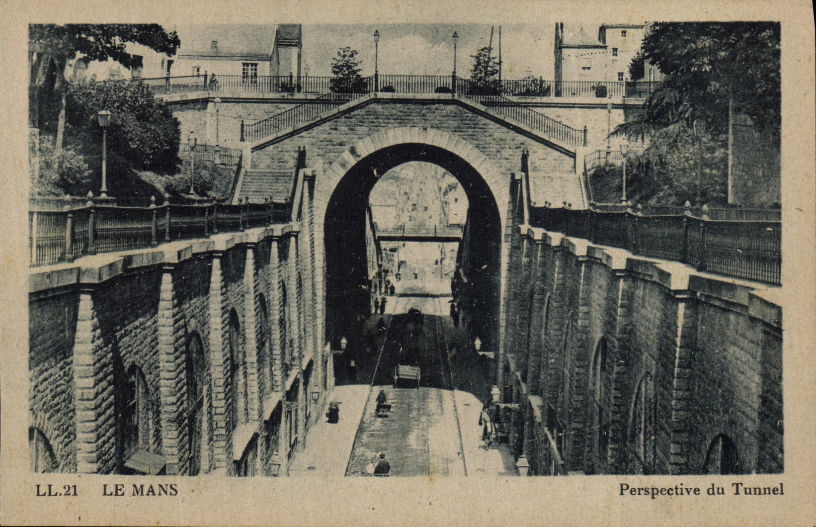 CPA Le Mans Perspective du Tunnel