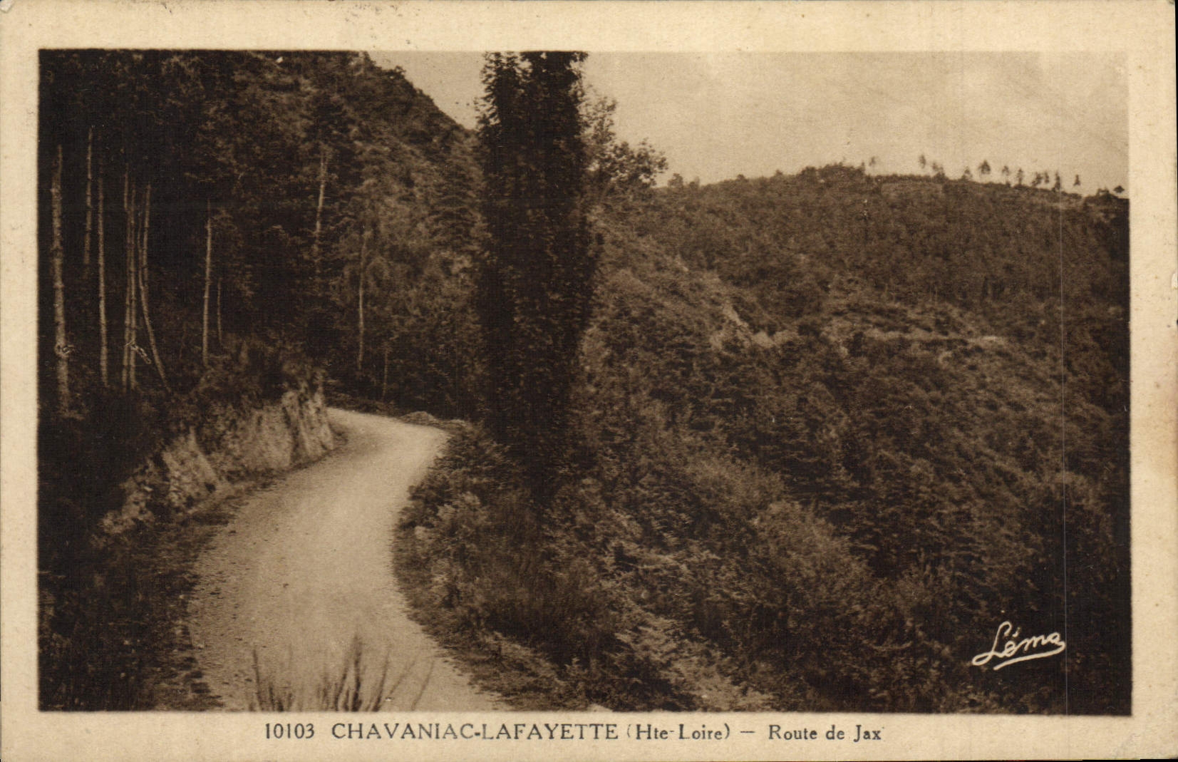 VINTAGE POSTCARD Chavaniac Lafayette Road of Jax