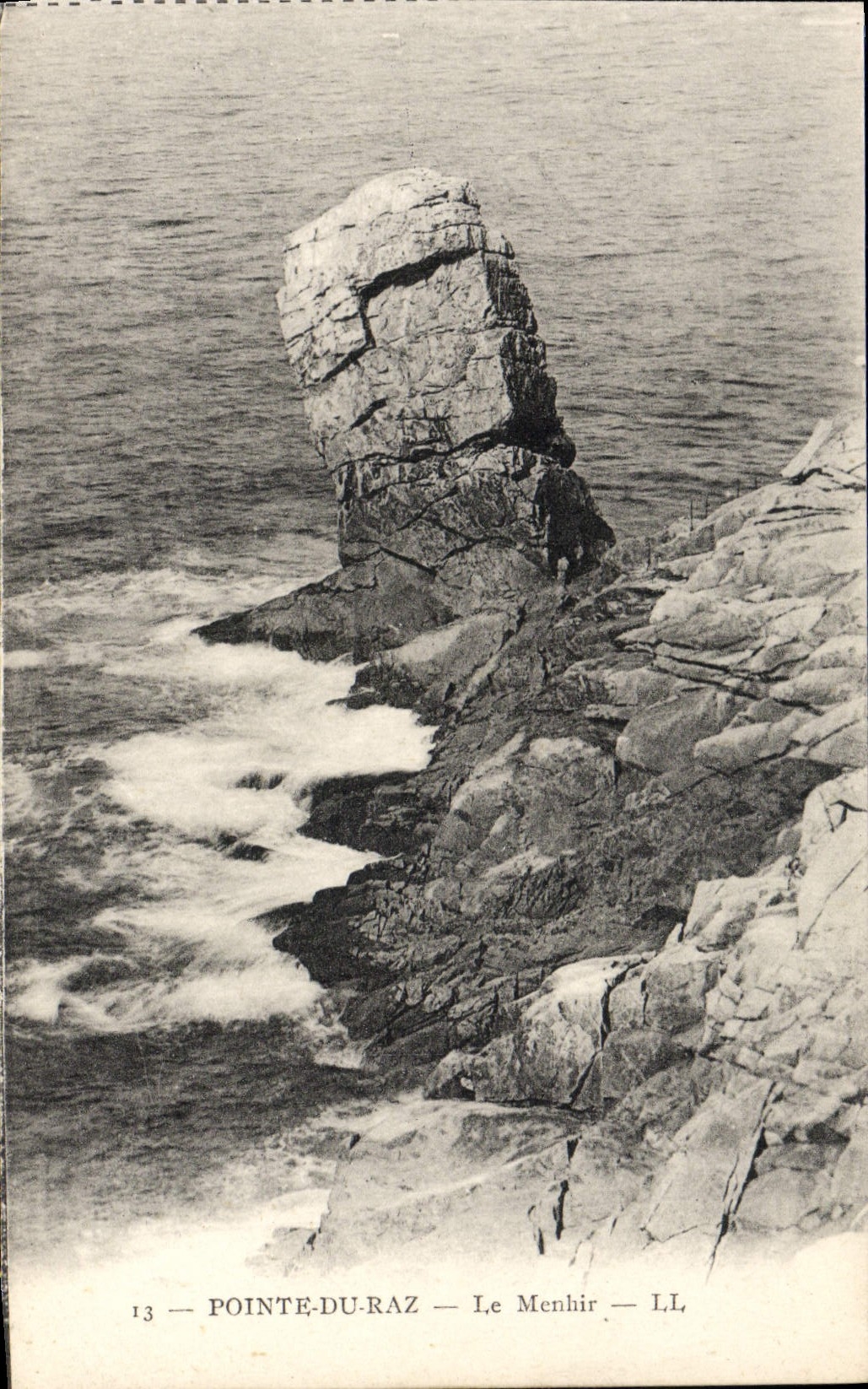VINTAGE POSTCARD Point Of the Strong current the Menhir