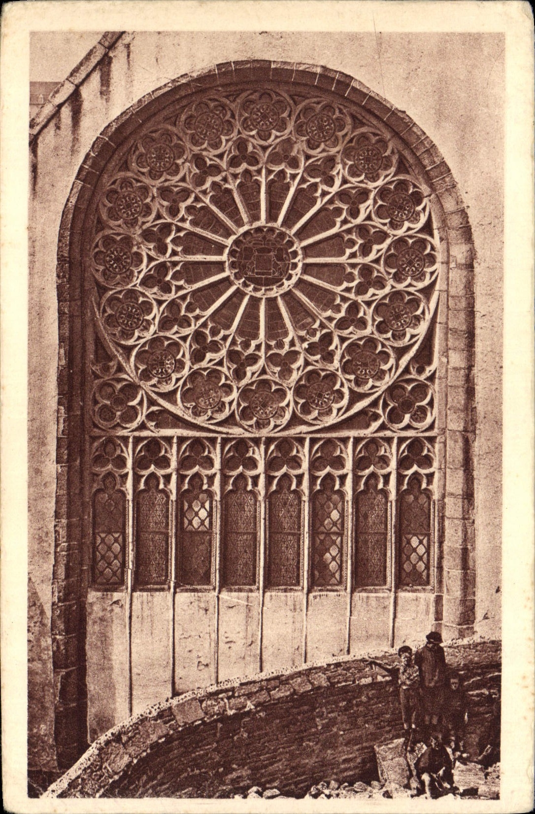 VINTAGE POSTCARD Morlaix Old Church Of the Jacobins the large rosette of the museum