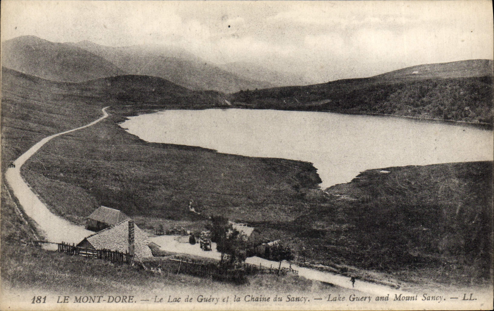 CPA Le Mont Dore Le Lac Guery et la Chaine du Sancy