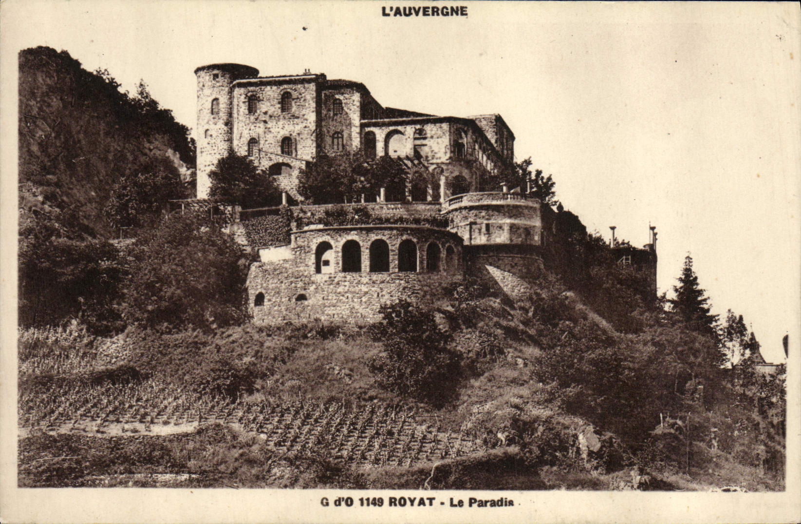 VINTAGE POSTCARD Auvergne Royat the paradise