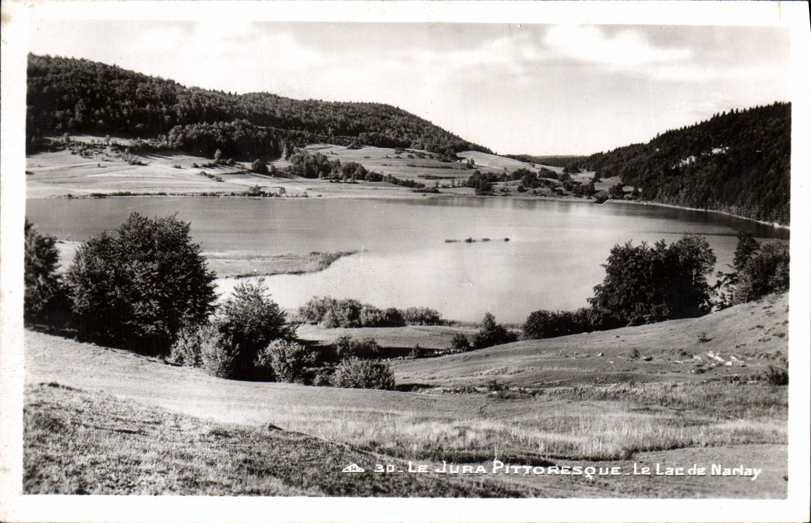 VINTAGE POSTCARD the Picturesque Jura the Lake Narlay