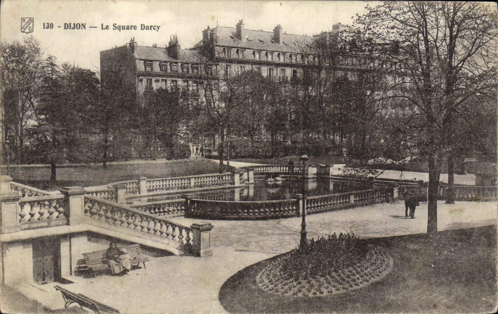 VINTAGE POSTCARD Dijon the Public garden Darcy