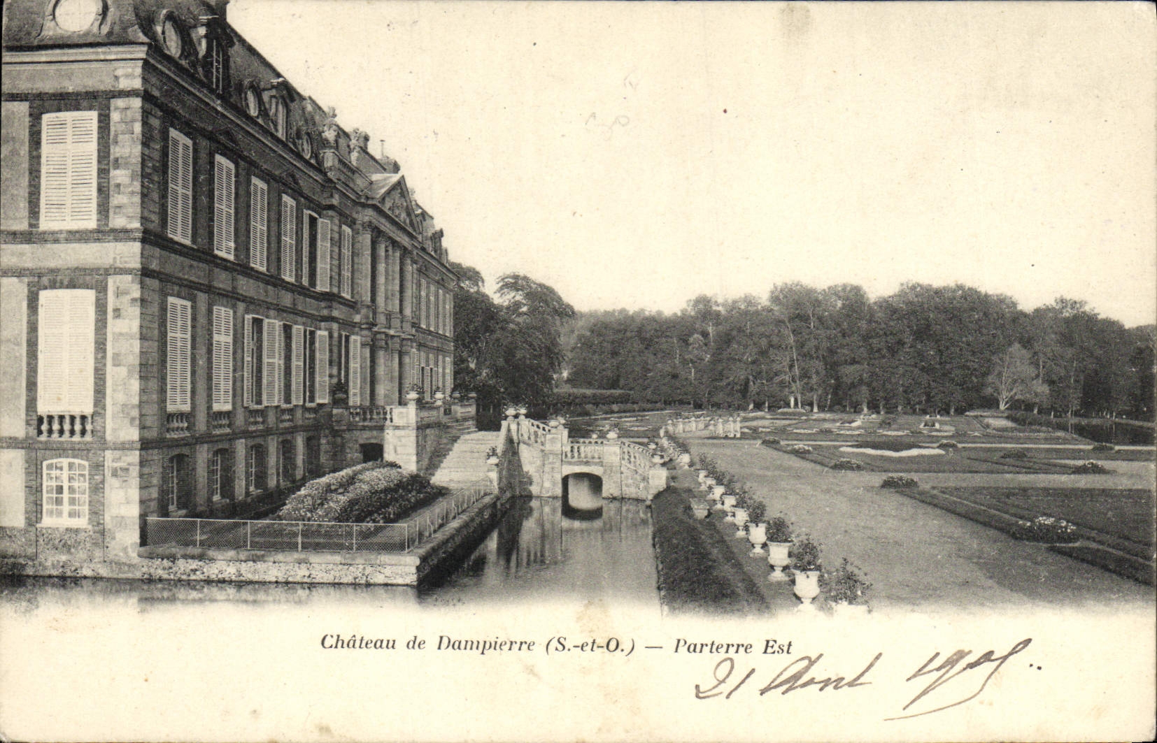CPA Chateau de Dampierre Parterre Est
