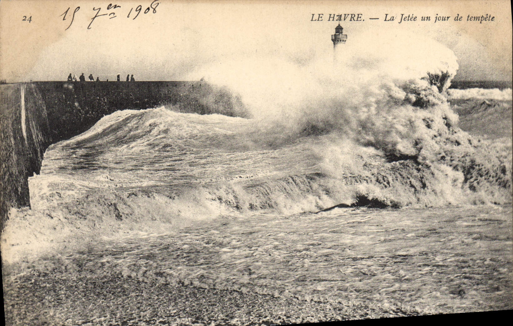 CPA Le Havre La Jetee un jour de Tempete