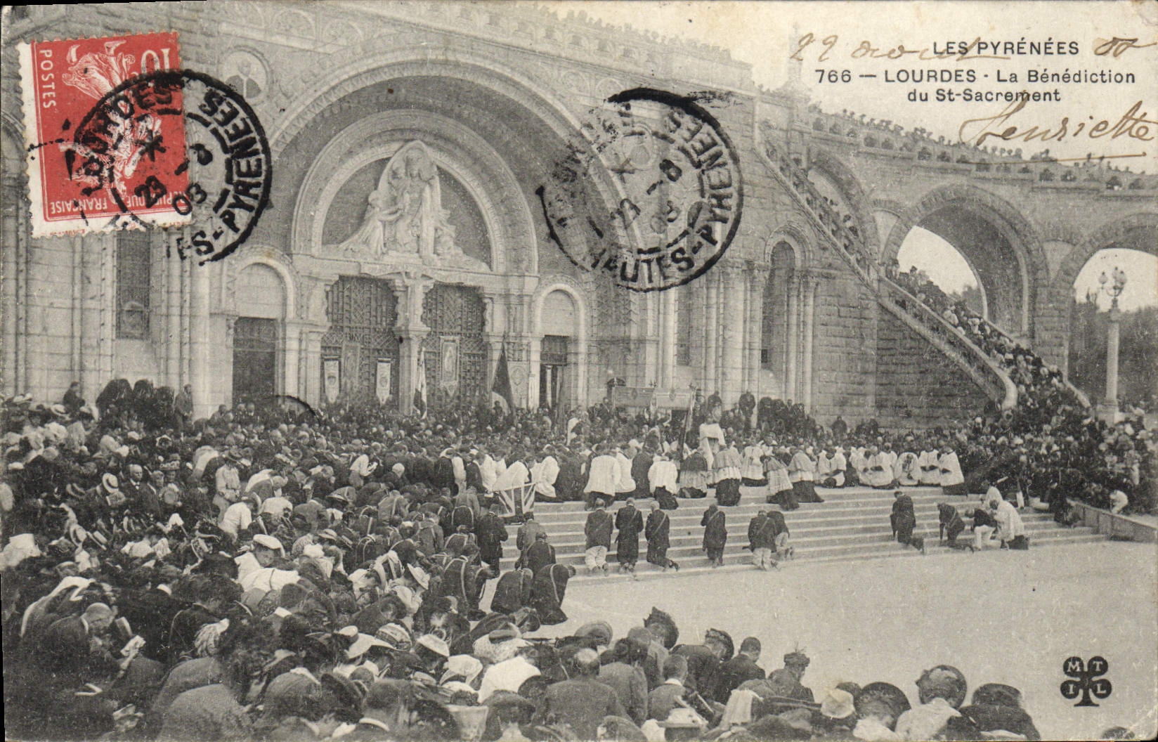 VINTAGE POSTCARD Heavy the Blessing of Blessed Sacrament