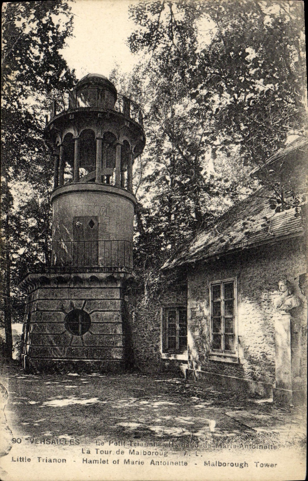 CPA Versailles Le Petit La Tour de Malboroug