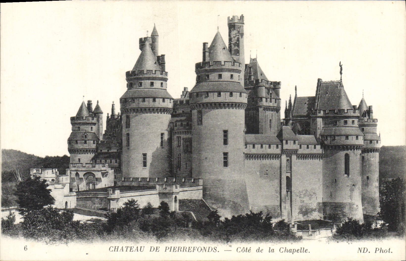 VINTAGE POSTCARD Castle De Pierrefonds Dimensions Vault