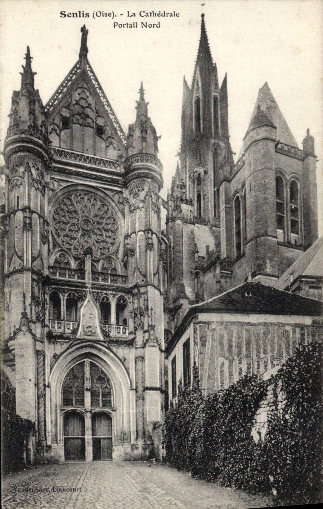 VINTAGE POSTCARD Senlis the Northern Cathedral Gate