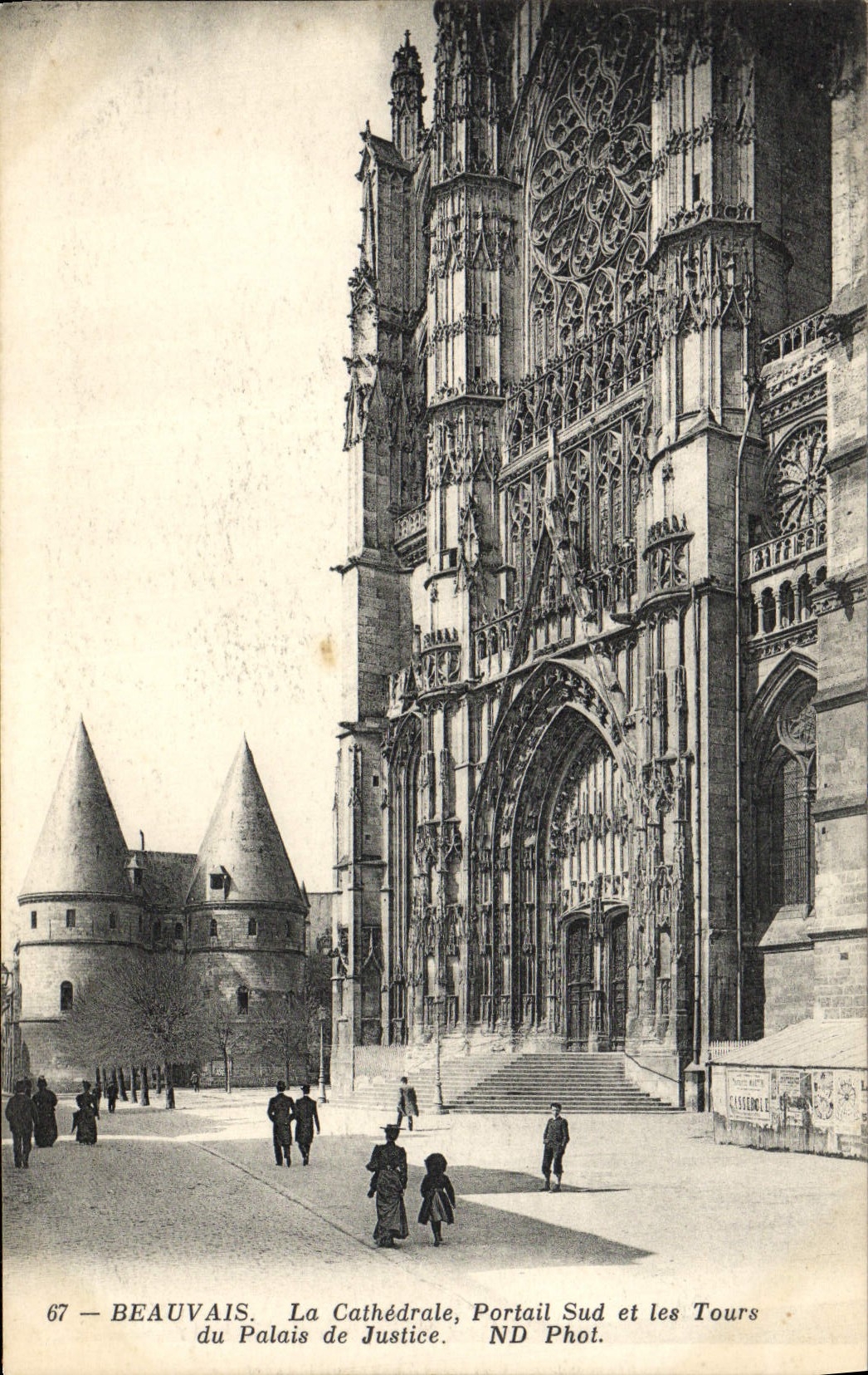 CPA Beauvais La Cathedrale Portail Sud et les Tours du Palais de Justice
