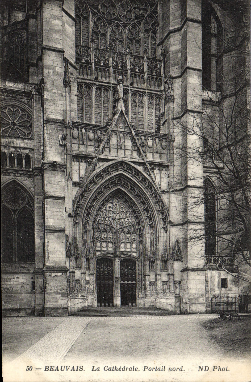 CPA Beauvais La Cathedrale Portail Nord