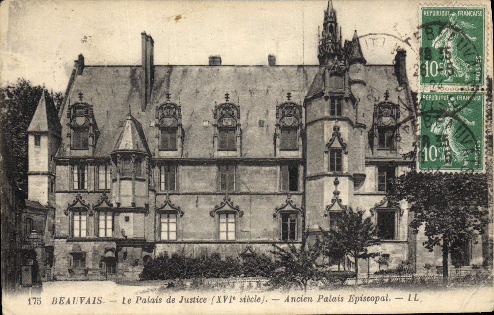 CPA Beauvais Le Palais de Justice Ancien Palais Episcopal