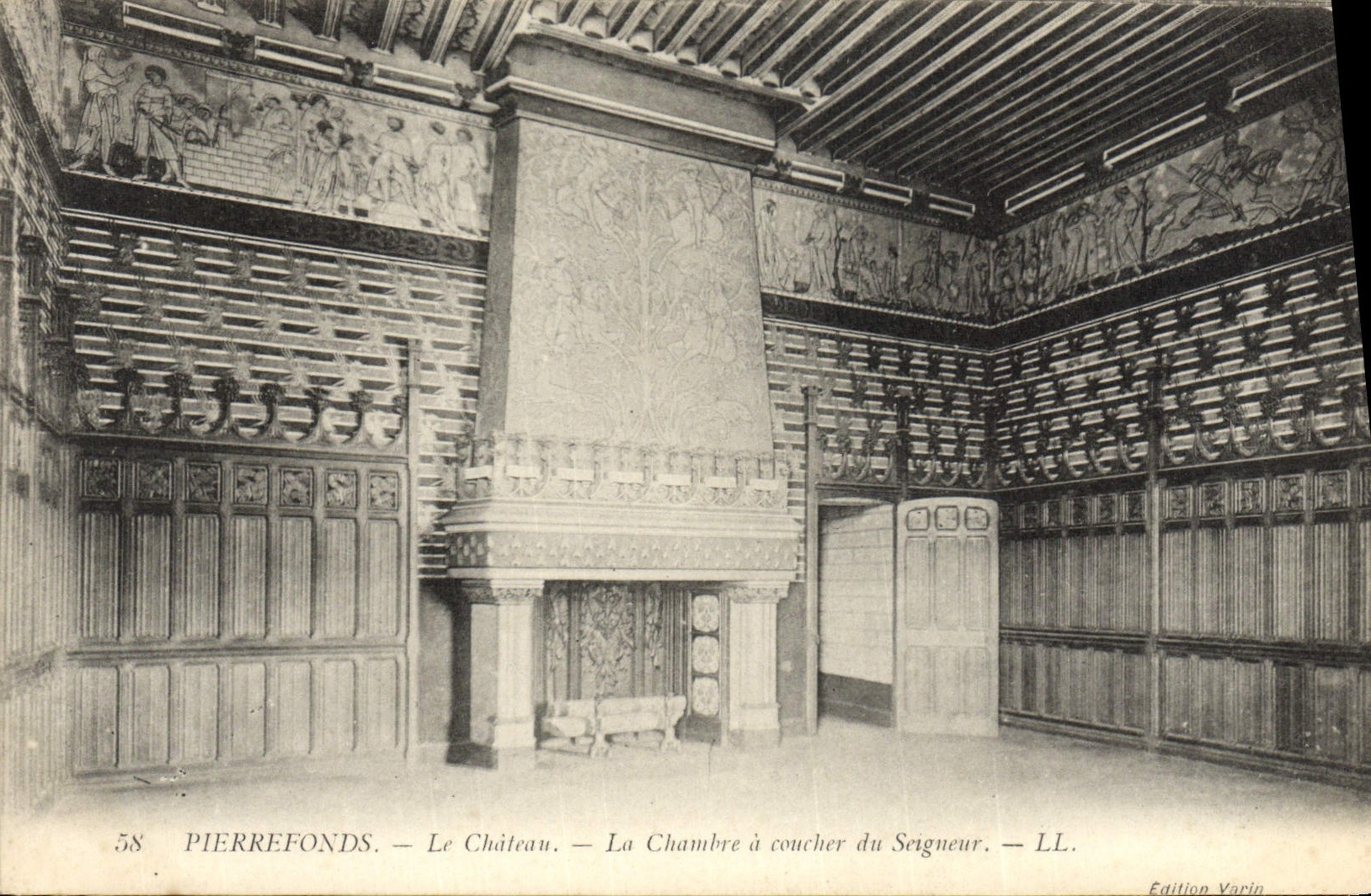 CPA Pierrefonds Le Chateau La Chambre a Coucher du Seigneur