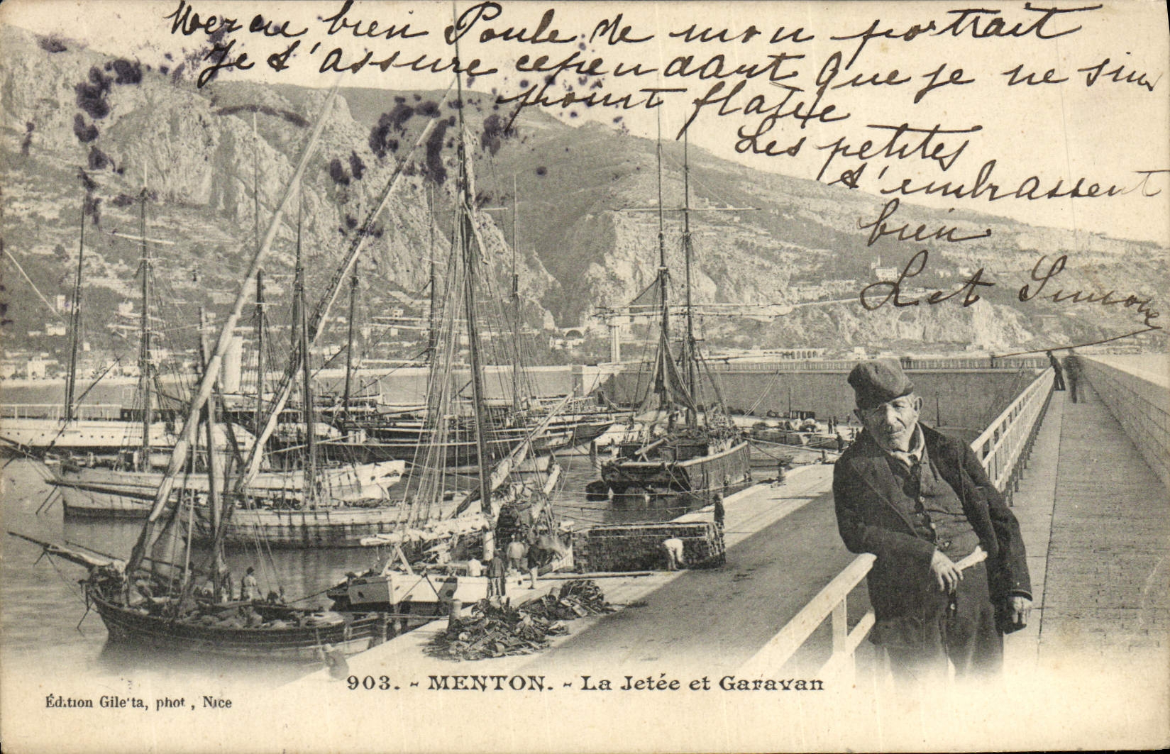 POSTAL de la VENDIMIA Menton el embarcadero y los barcos de navegación de Garavan
