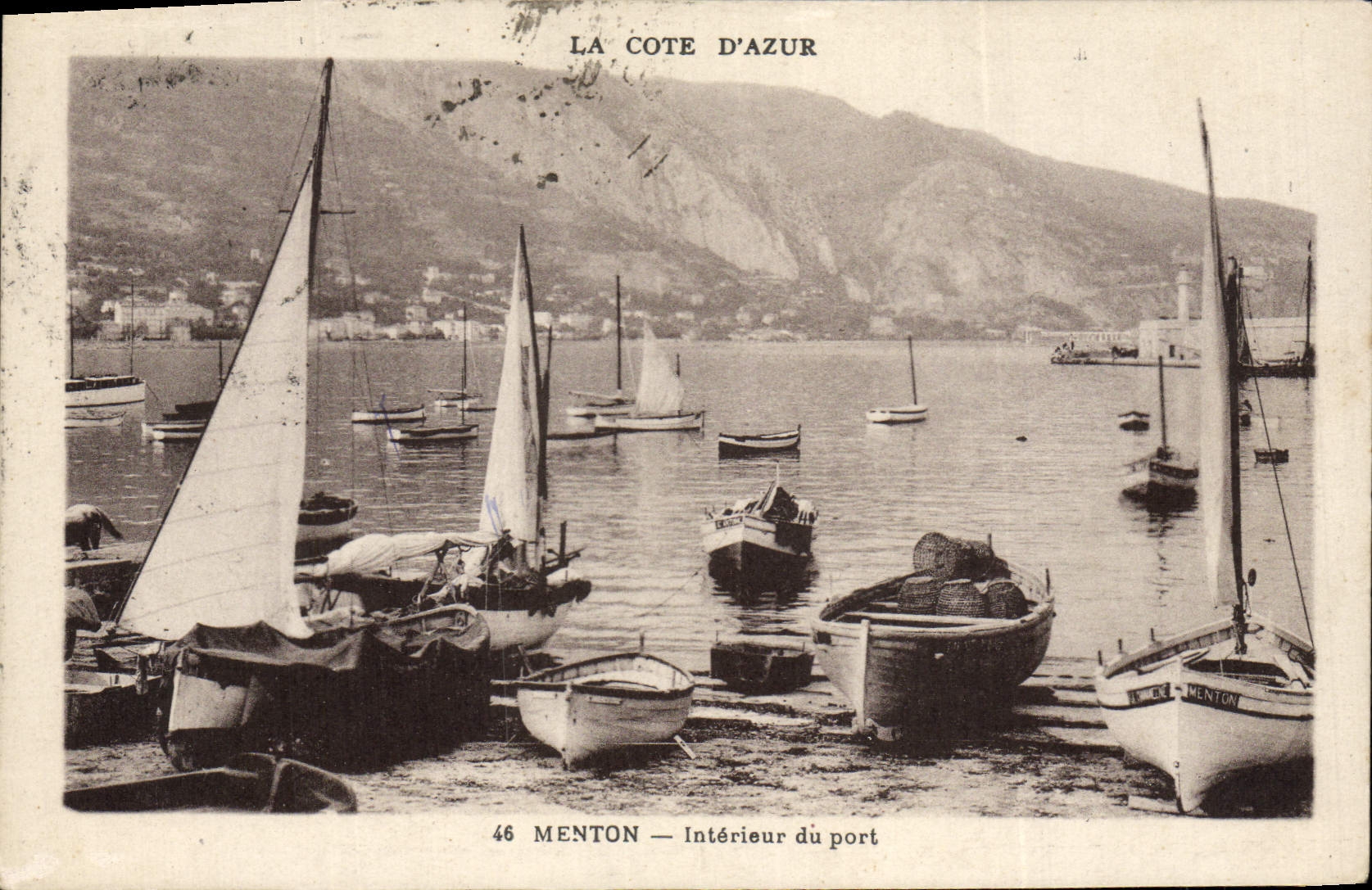 CPA Menton Interieur du Port Bateaux