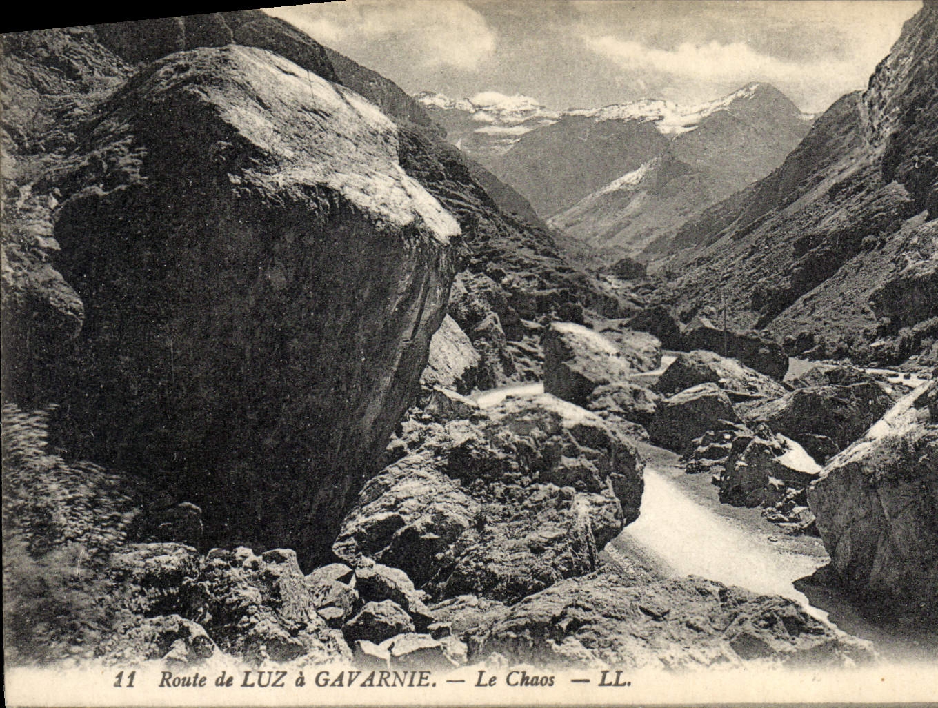 VINTAGE POSTCARD Route of Luz has Gavarnie chaos