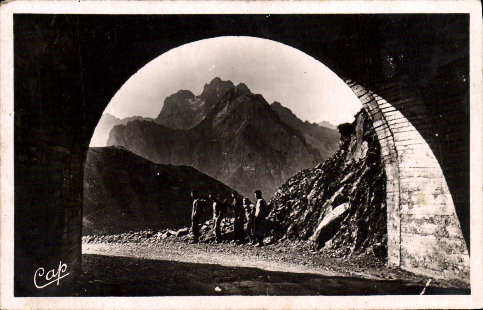 CPM Bagneres de Bigorre Le Tunnel de la Nouvelle route du Pic du midi