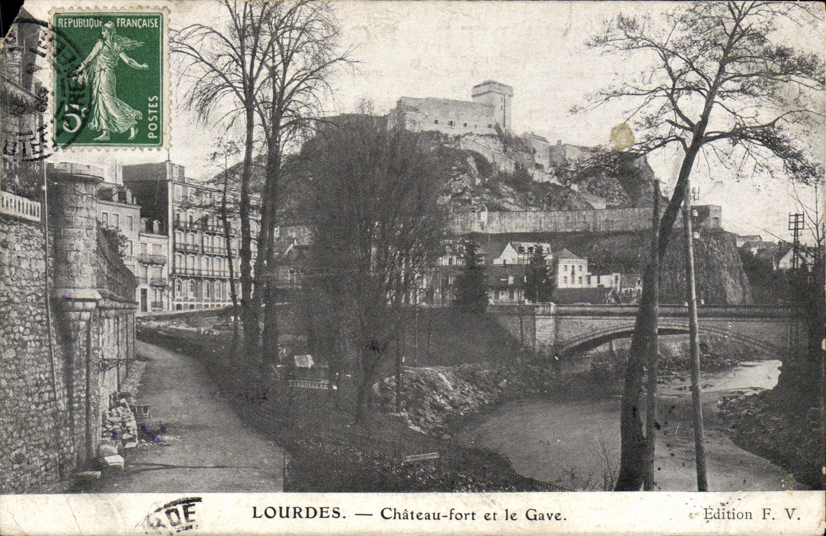 VINTAGE POSTCARD Heavy Strong Castle and Gave