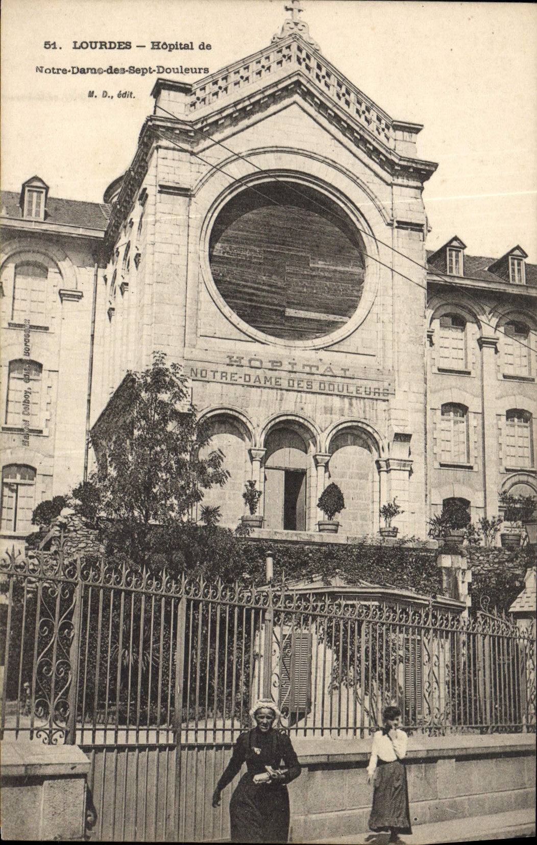 VINTAGE POSTCARD Heavy Hospital of Notre Dame of the Seven Pains