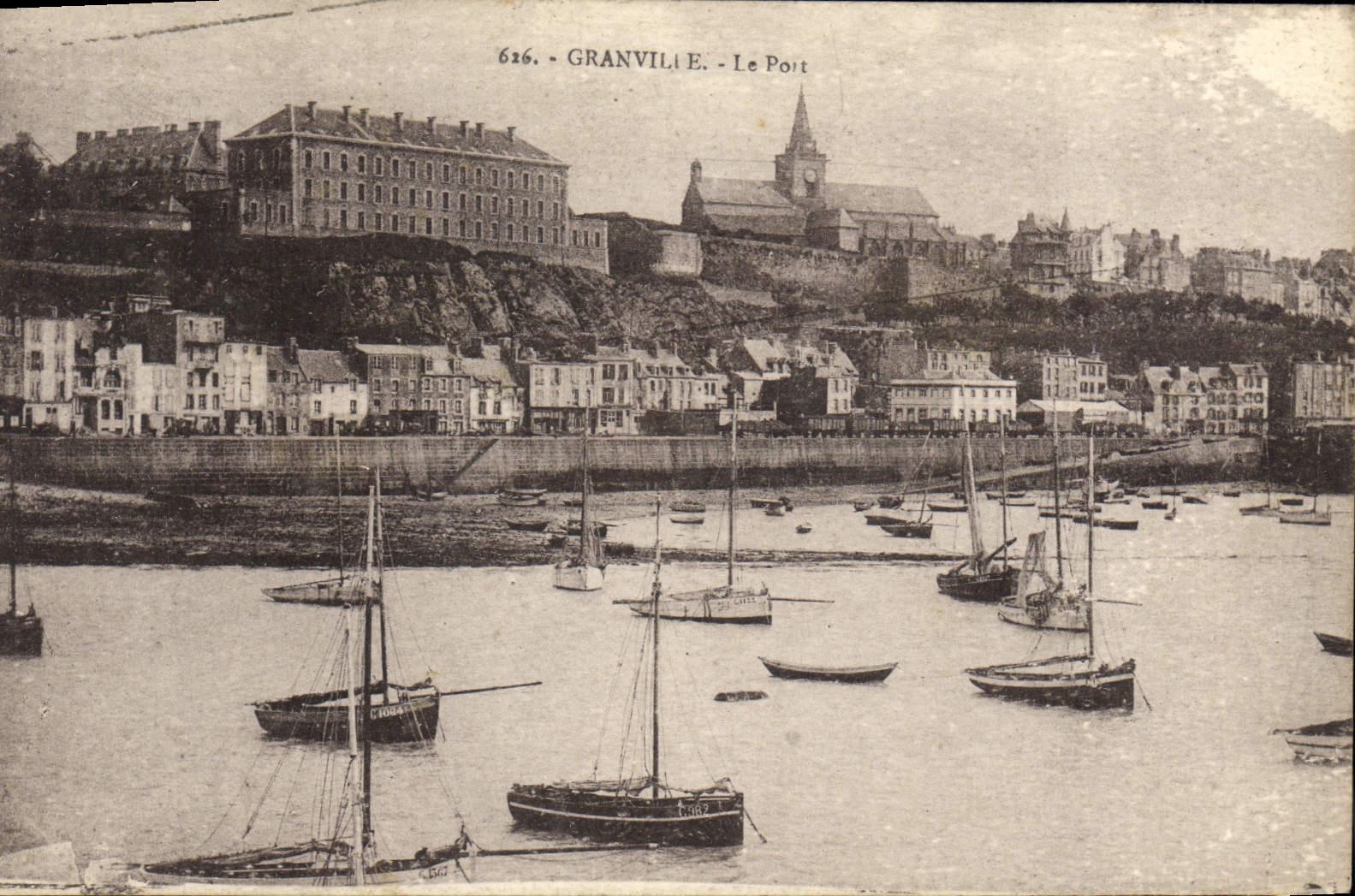 CPA Granville Le Port Bateaux