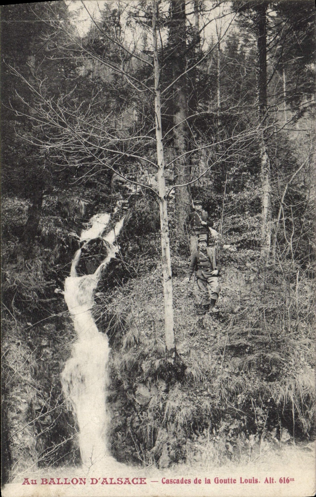 VINTAGE POSTCARD Balloon of Alsace Cascades of the drop Louis Militaria Soldiers