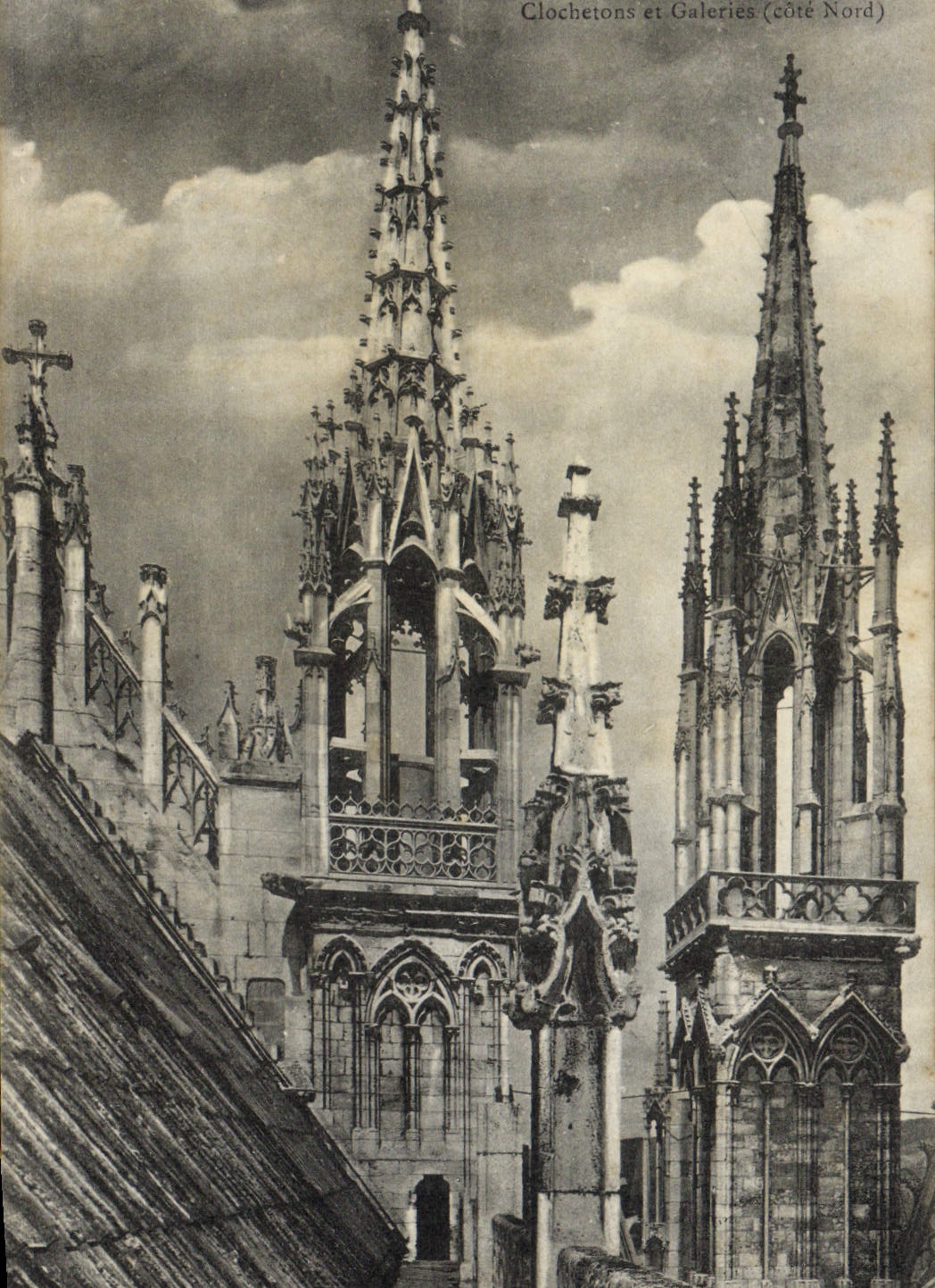VINTAGE POSTCARD Rouen Cathedral pinnacles and galleries