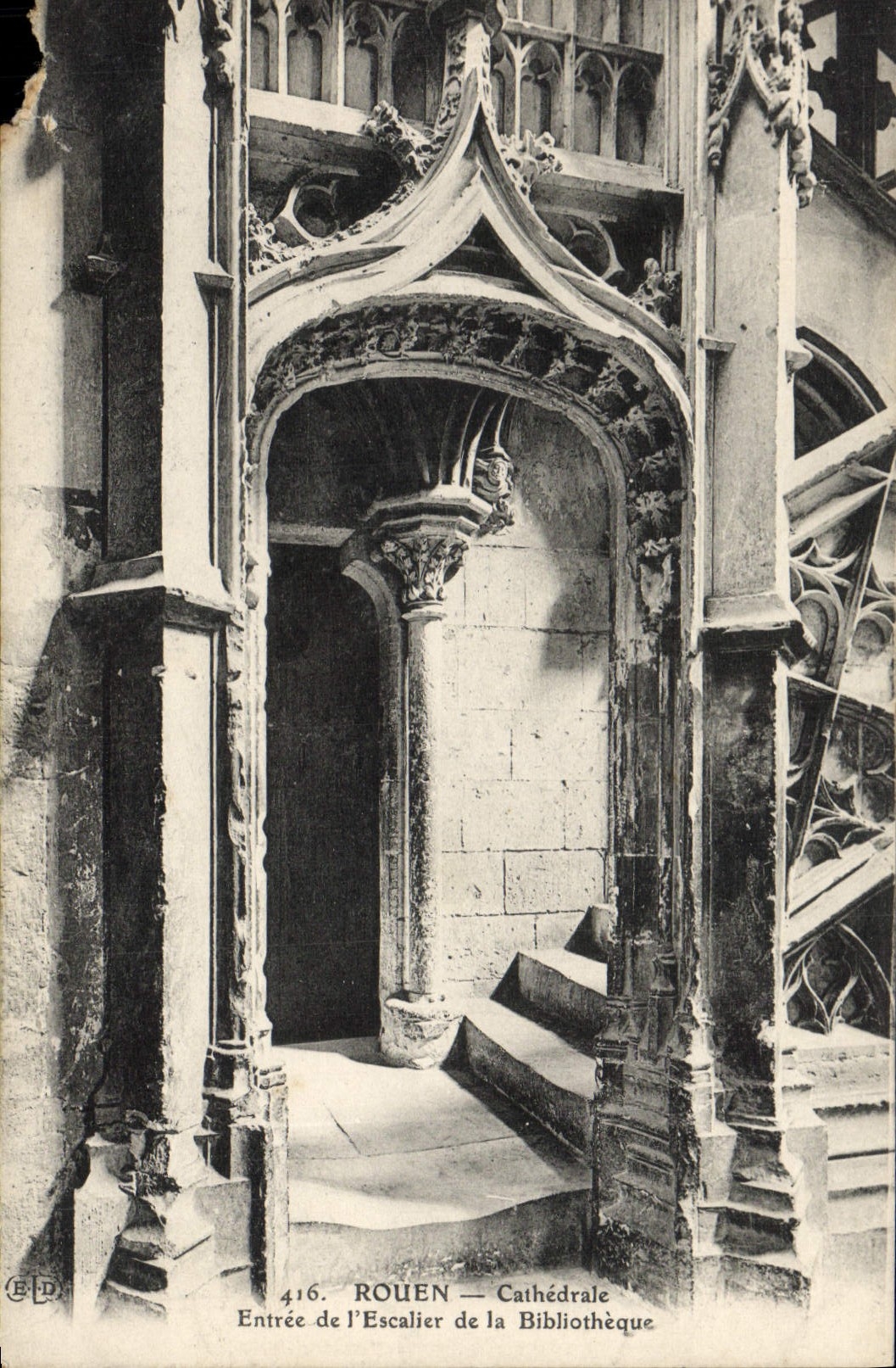 CPA Rouen Portail Entree de l'escalier de la bibliotheque