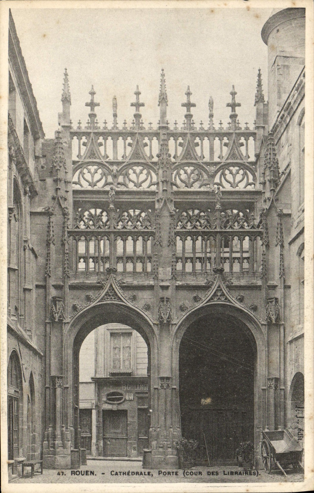 VINTAGE POSTCARD Rouen the Cathedral Carries Court of the booksellers