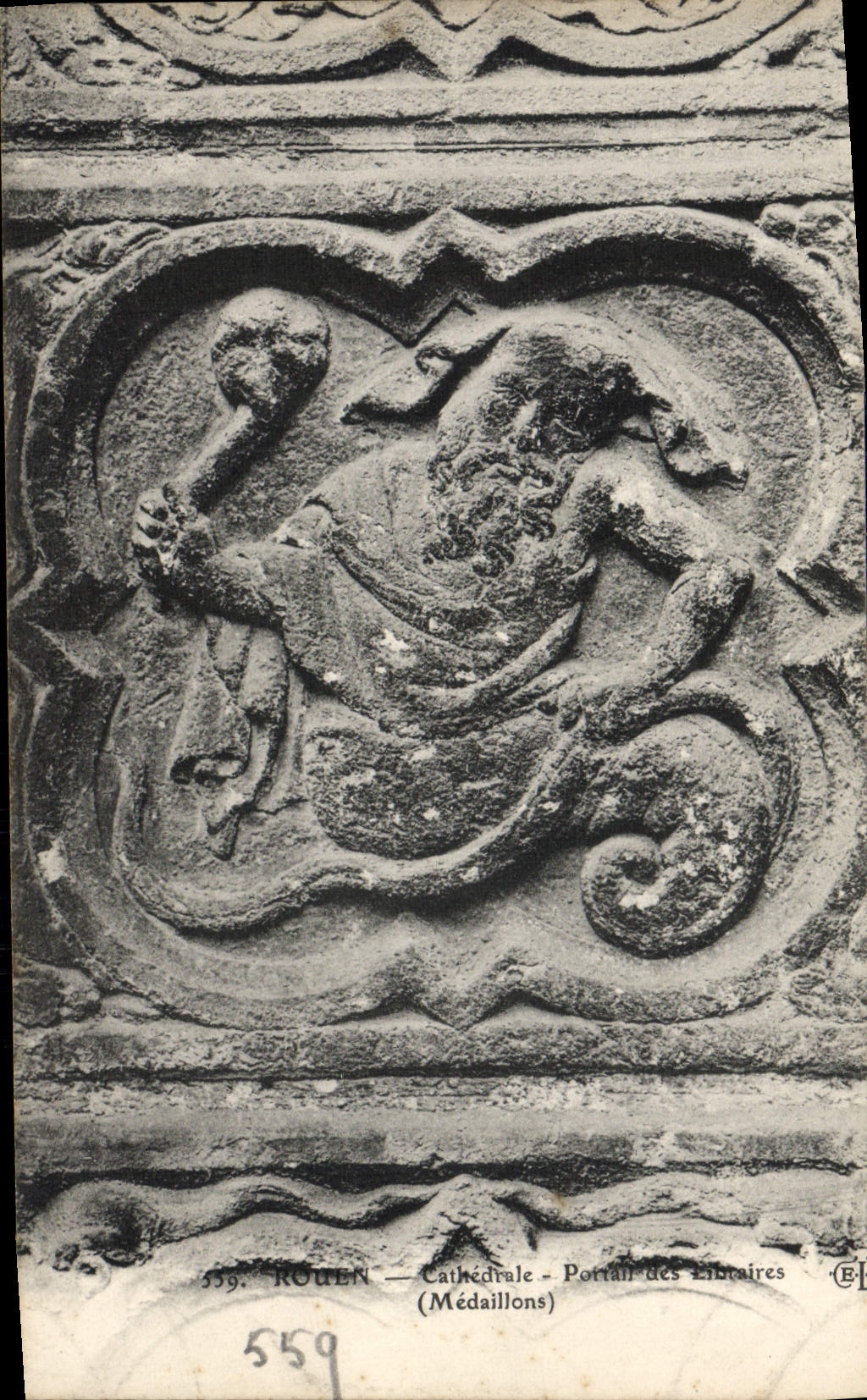 CPA Rouen Cathedrale Portail des Libraires Medaillons 