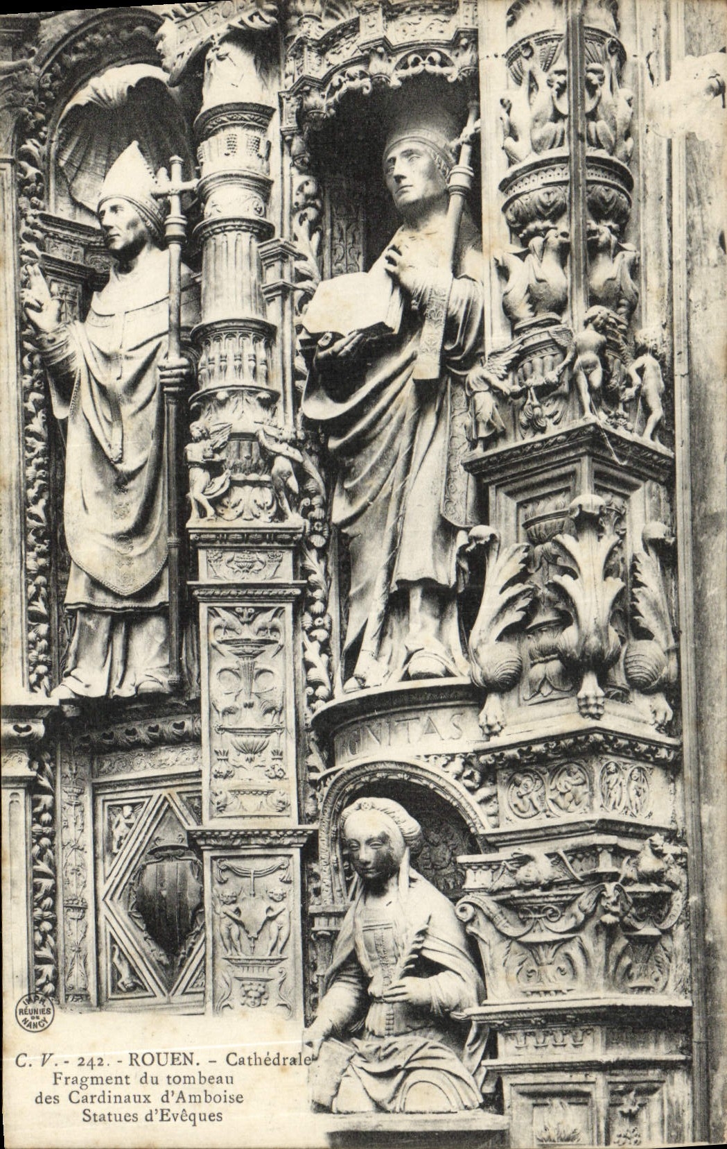 Fragmento de la catedral de Ruán de la POSTAL de la VENDIMIA de la tumba de los cardenales de las estatuas de Amboise de obispos
