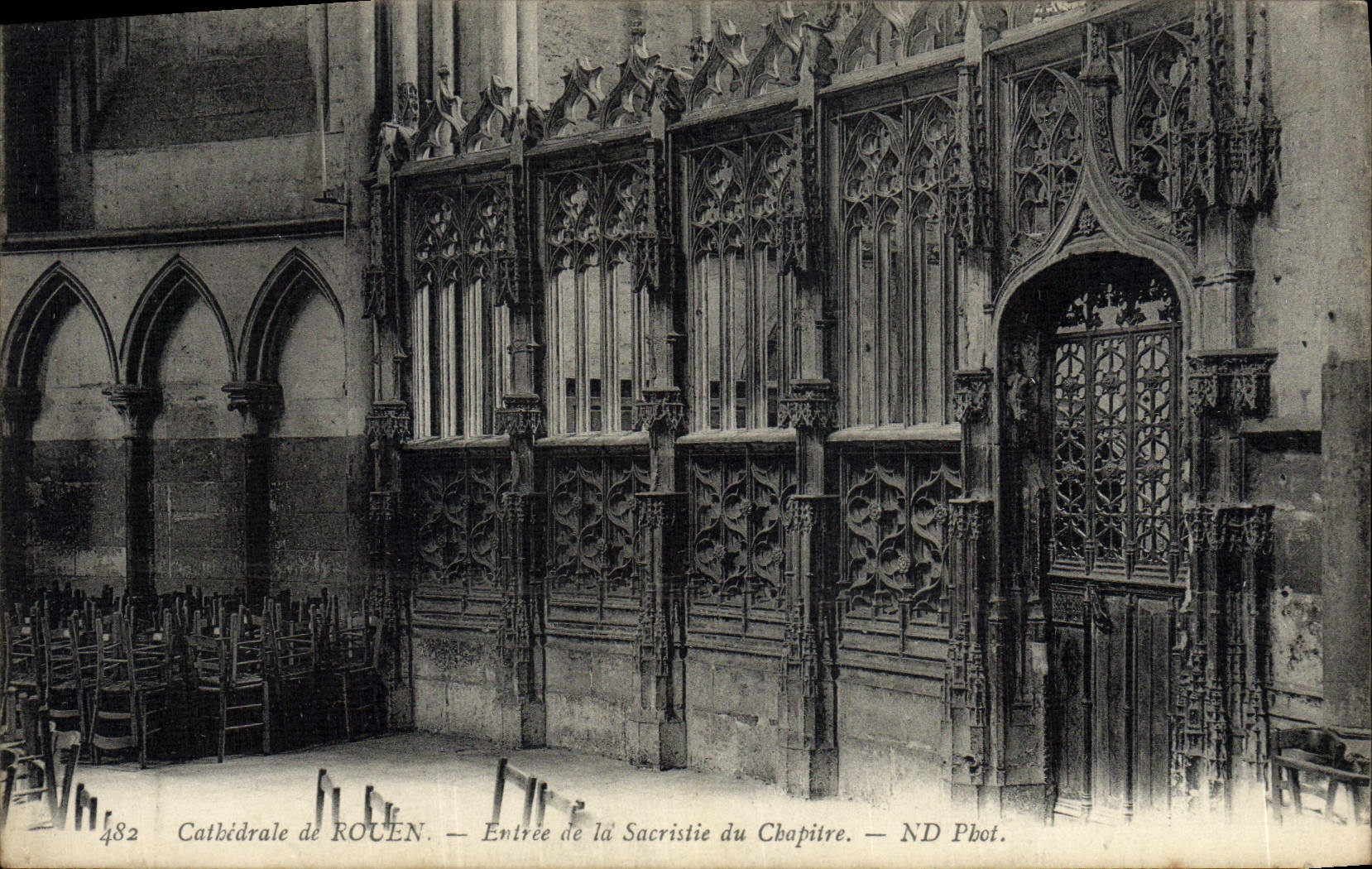 VINTAGE POSTCARD Rouen Of Cathedral Entered of the Sacristy of the Chapter