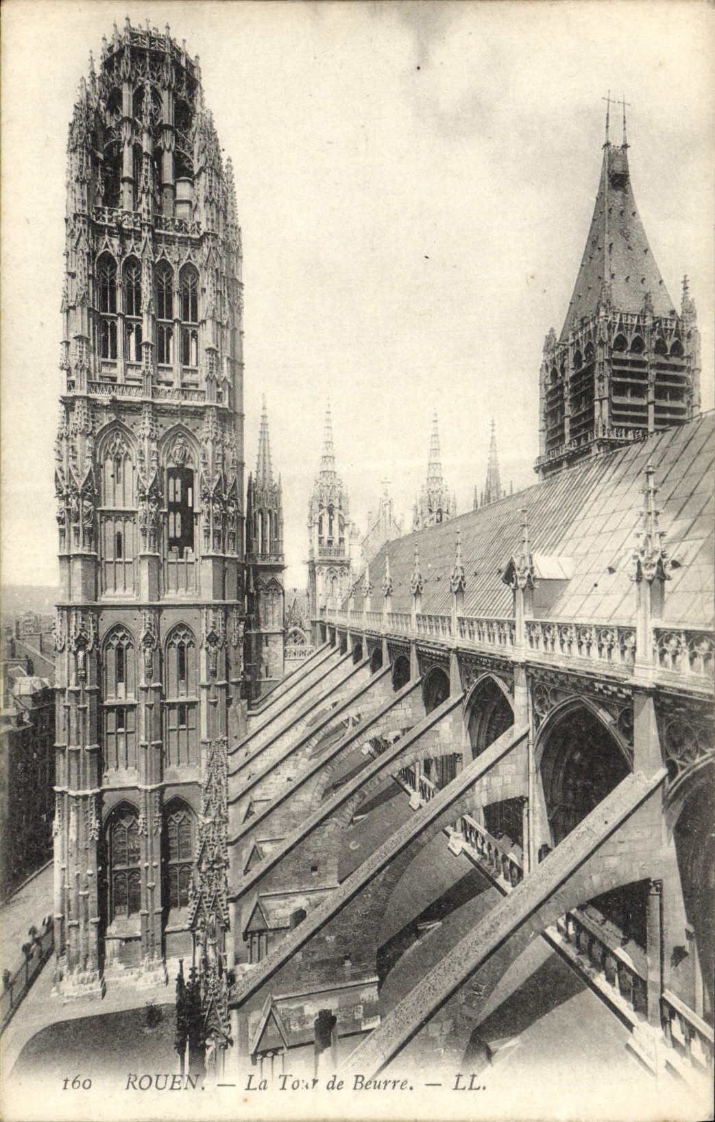 VINTAGE POSTCARD Rouen the Butter Tower