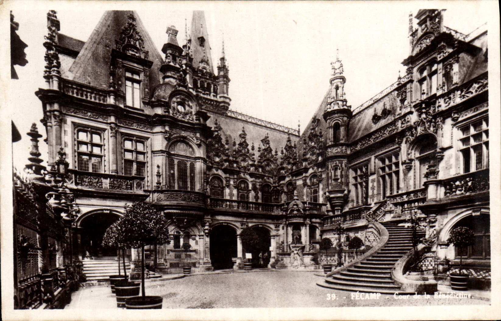 Corte de Fecamp de la POSTAL de la VENDIMIA del benedictino