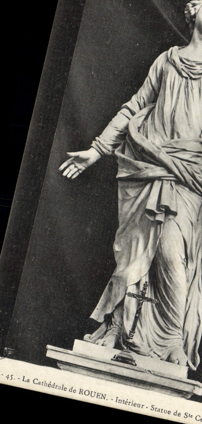 CPA La Cathedrale de Rouen Interieur Statue de Ste Cecile par Clodion