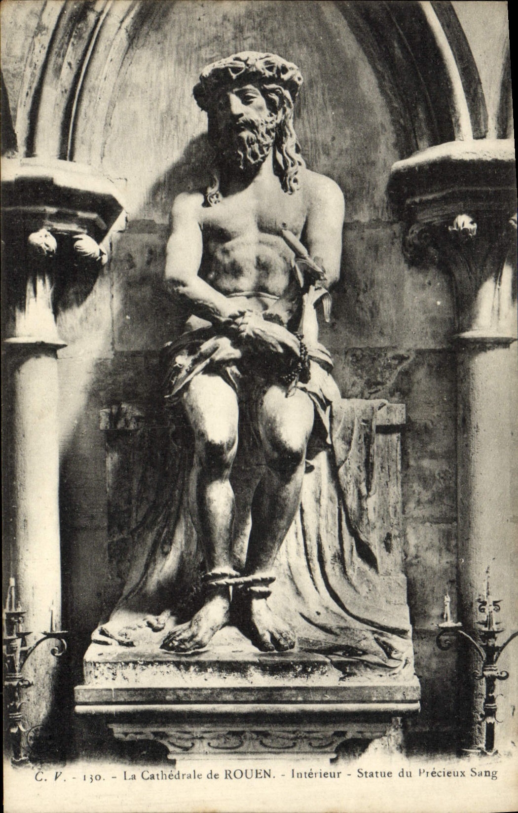 CPA La Cathedrale de Rouen Interieur statue de precieux sang