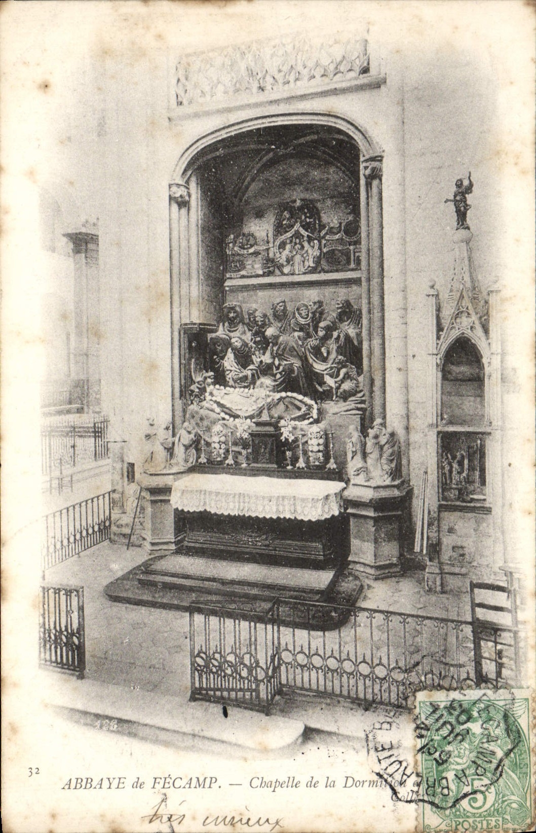 Abadía de la POSTAL de la VENDIMIA de la cámara acorazada de Fecamp