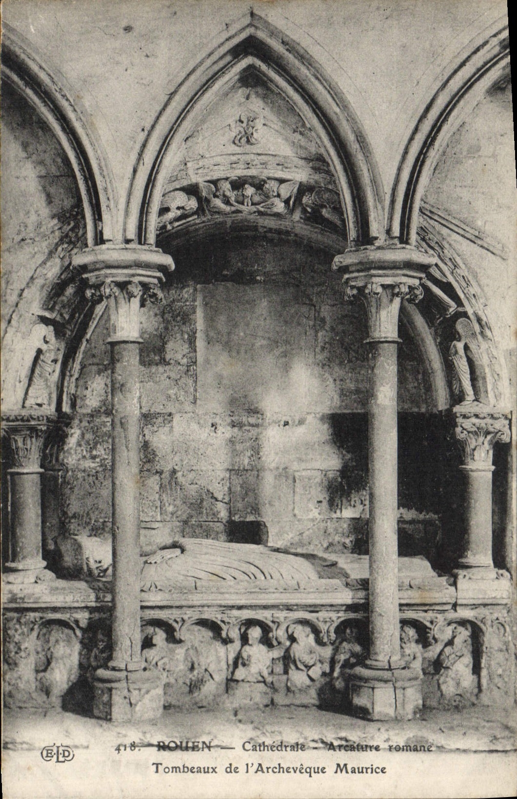 CPA Rouen La Cathedrale Tombeaux de l'archeveque Maurice
